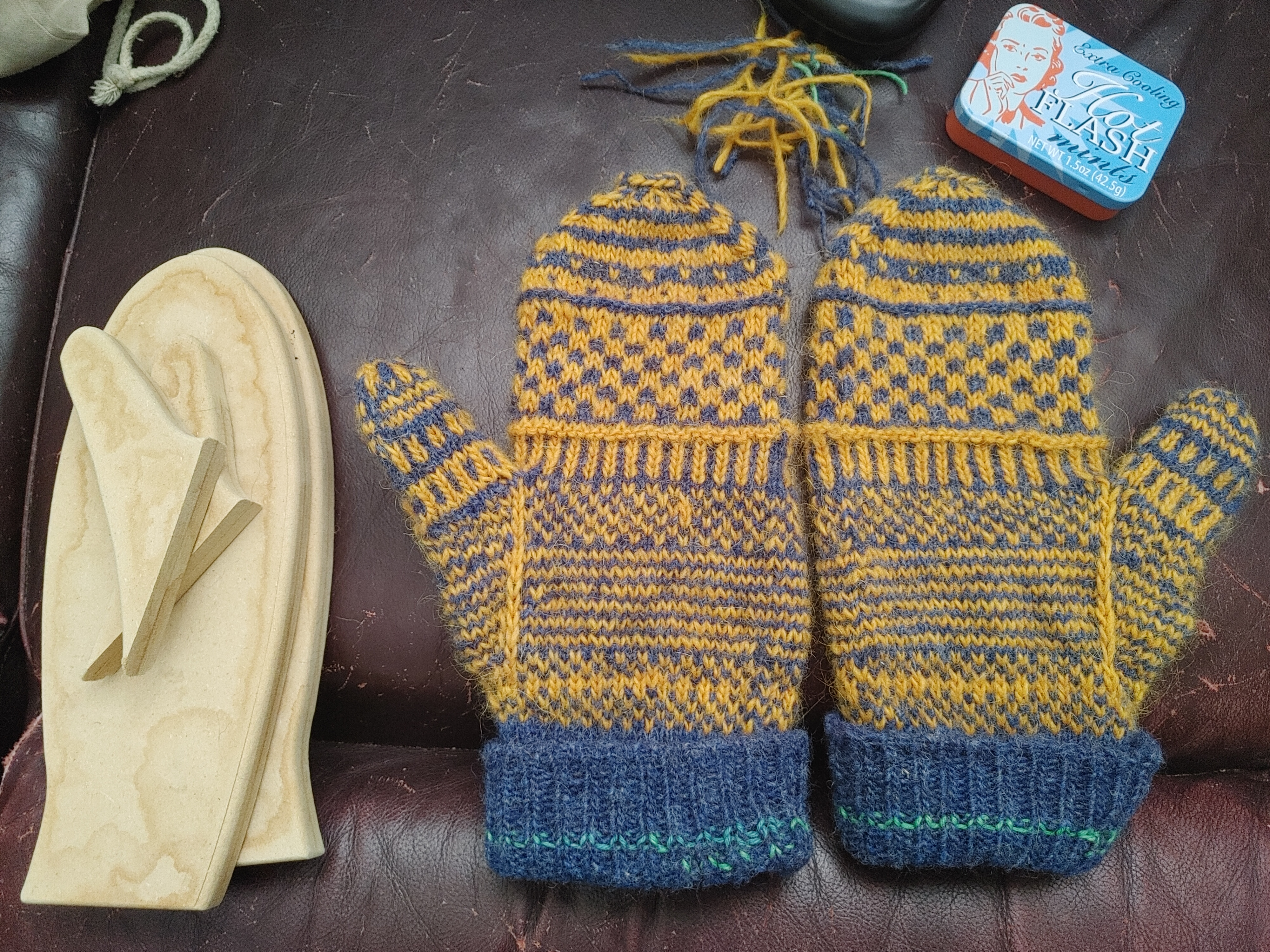 World's Simplest Mittens