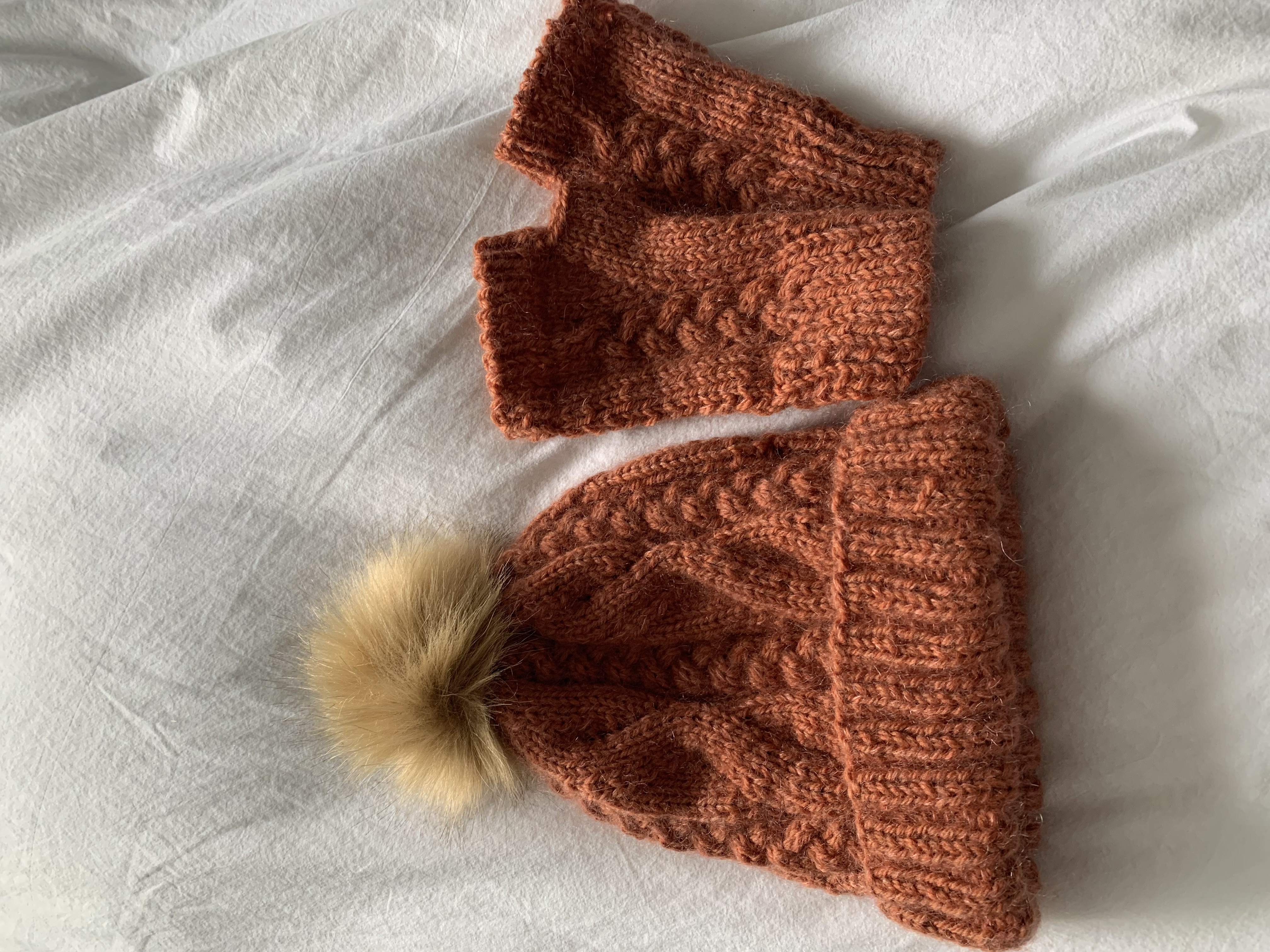 Megs hat and gloves 